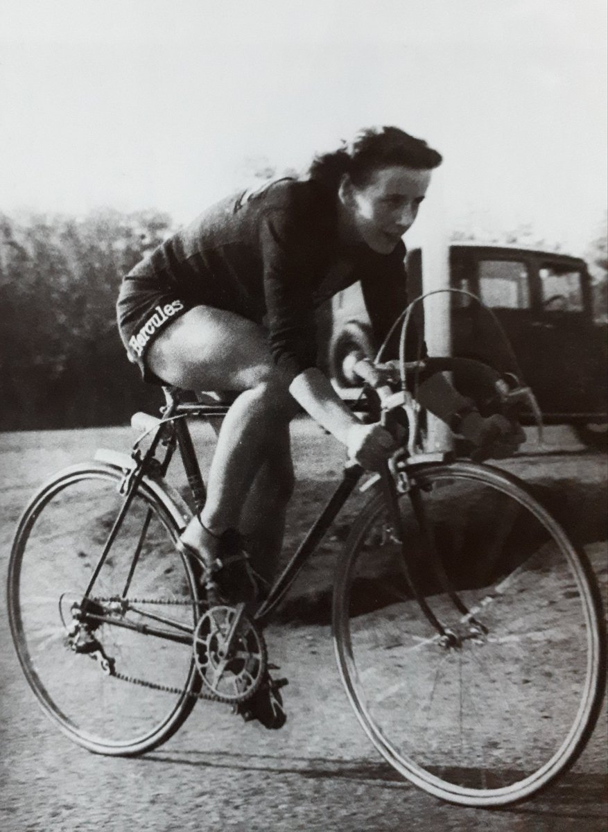 Eileen Sheridan, 250.5 miles in 12hrs, 1954.