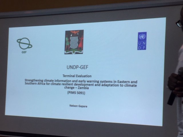 mmashologu1's tweet photo. #Zambia Meteorological Department/UNDP provided regular forecasts & agriculture advisories to #farmers to minimize impact of adverse weather on crops & boost agricultural production. #Scalingup the @theGEF #CIEWS project to 16 districts through new #GCF agric. project https://t.co/ryJupInL45