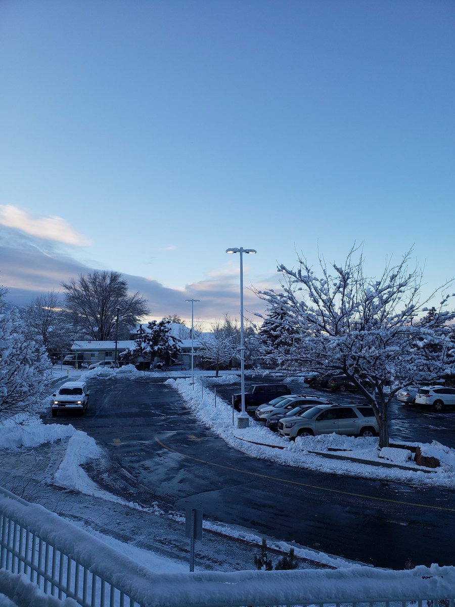 DilworthSLC's tweet photo. A beautiful morning to be back at school. We can't wait to see all our students smiling faces. https://t.co/W5aR3fgfNG