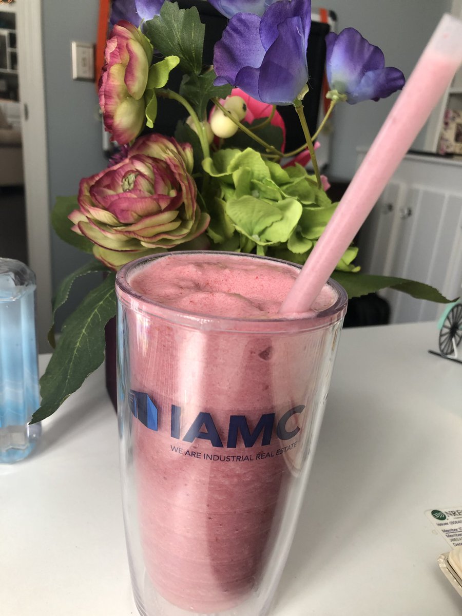 steviegurl's tweet photo. Getting my post-workout protein and thinking of my @IAMCGroup friends and peeps! Looking forward to seeing you Santa Barbara for #IAMCSpringForum! https://t.co/4wqQqdlKnj