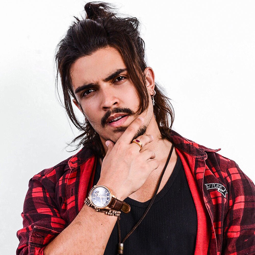 LorenzoCastroLC's tweet photo. Já ouviu essa? 😍
https://t.co/cGxwYbocrj 

Escute agora em sua plataforma favorita: https://t.co/Vn8f7Oq3sx
------------------------------------------------------
#LorenzoCastro #MannaMusic #UniversalMusic #DivisordeAguas https://t.co/IbgtrkZxKD