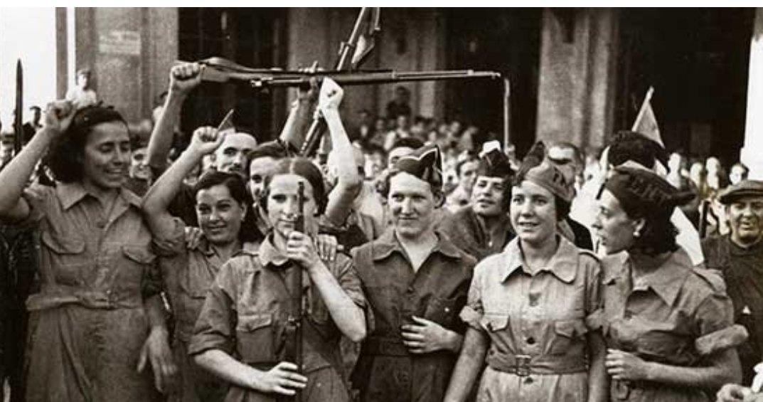 SimoneD73478728's tweet photo. Feminism isn't something new ,we fought  centuries ago , but unfortunately nowadays we are still fighting .Why is too difficult to accept that men are women are equal? So I just want to say that I'm very thankful to the women that fought before me and I will continue  their fight https://t.co/7ek9Zw1IVh