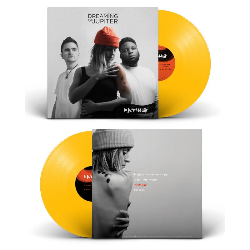 Our Debut EP "Fading" is now on @deezeruk. Make sure to have a listen.