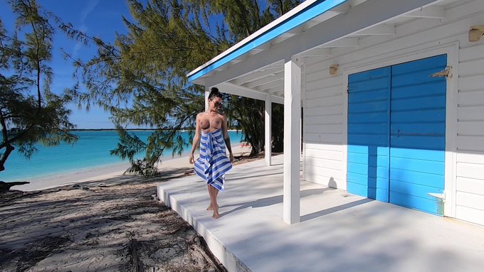 Good morning 🌊☀️✨ https://t.co/040kQCn8Gz