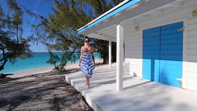 Good morning 🌊☀️✨ https://t.co/040kQCn8Gz