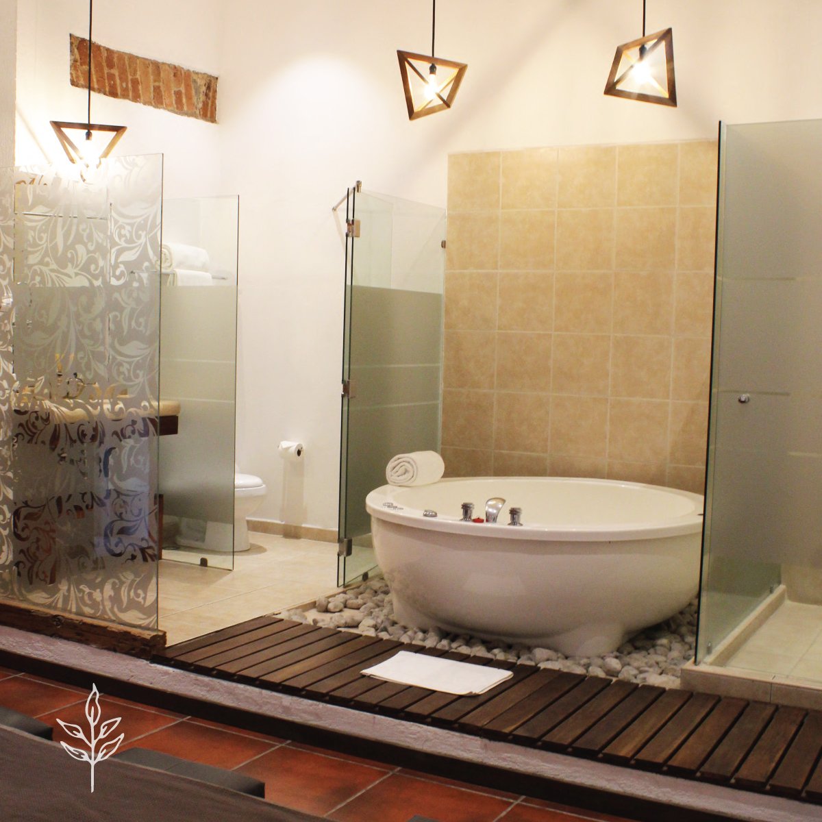 ¡Nuestra Master Suite será ideal para convertirse en el refugio perfecto! ✨😍// Our Master Suite will be the perfect refuge!

RSVP: 244 761 8080 / 244 761 8383
reservaciones@antiguaalqueria.com

#hotelboutique #Atlixco #Puebla #Tesorosdemexico #Atlixcomagico