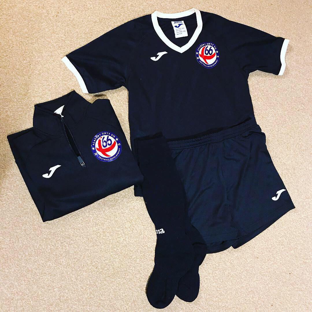 A66Football's tweet photo. We would like to thank @Kitking_Ltd for supplying us with our brand new kit selection as we begin our football development project! We will definitely be ordering more in the coming months! ✅⚽️#HomeKit🔴 #TrainingRange⚫️ #CoachingKit🔶 https://t.co/RvnhUuAoxS