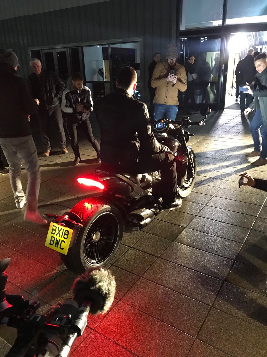 UKTriumph's tweet photo. A warming surprise on a cold night... https://t.co/ZxOWMqjdB5