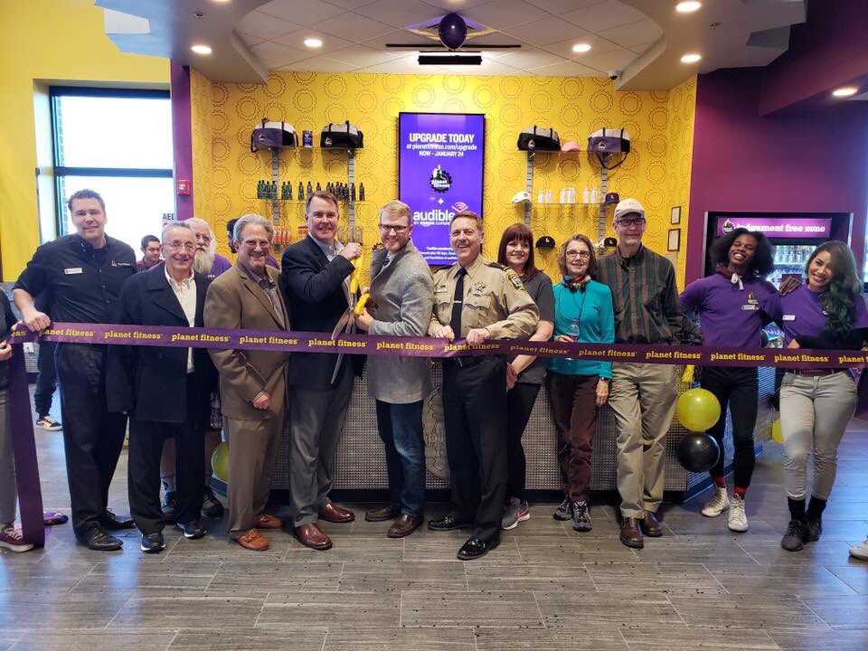 Loudoun County Sheriff's Office on X: Loudoun Sheriff Mike Chapman joined @PlanetFitness  Fitness Franchisee Kevin Fagan, Broad Run Supervisor Ron Meyer & several  members of the management staff for the grand opening