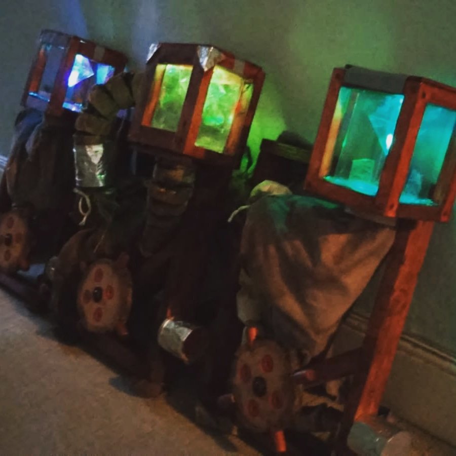 redduckproduck's tweet photo. Ever wondered what an Elizabethan Proton Pack looks like?
#whomwiltthoucall
#ministersofgrace #ghostbusters #shakespeare #adlfringe #racetothefringe #fringeville #norwich #thegarage https://t.co/29feNCDcPB