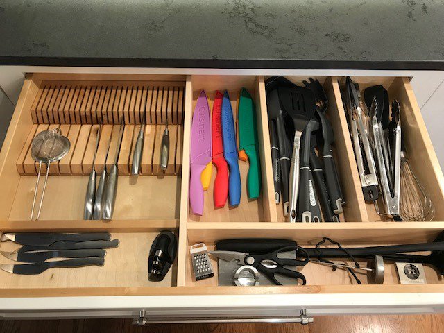 Plain_Fancy's tweet photo. Great job on this #kitchendesign by designer Jodi Duerr of @Majestic Kitchens. This kitchen has some pretty clever ways to store things like brooms, pots and pans and spices. RT ur fav  #kitchenstorage #customcabinets #cabinetstorage #cabinetaccessories #storageaccessories https://t.co/lXId6zkzoy