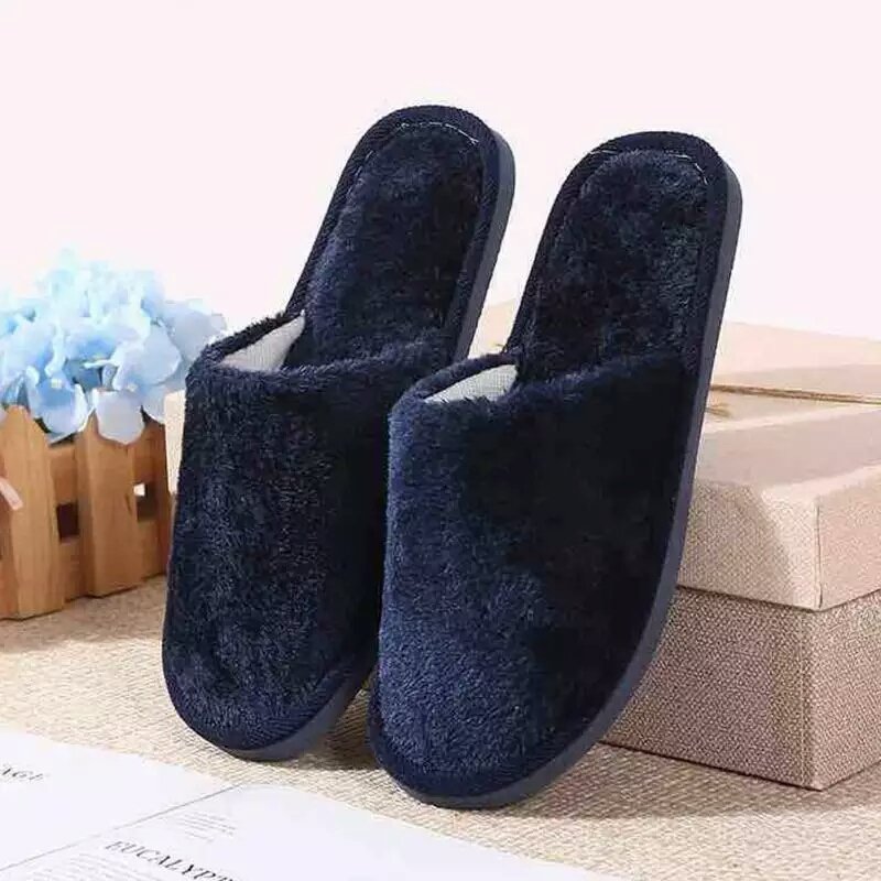 TheJadeStore's tweet image. Hey twitter fam! Please borrow me 5 seconds to retweet this. 
I sell comfy house slippers. Delivery via post office to anywhere in Nigeria. 
Size:40
 2500 each
Please, Biko, na beg I dey beg I no shakara. Please rt.  God bless.
