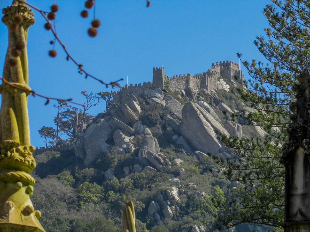 Castelo dos Mouros 📸
#fotografia #photography #pic #castelodosmouros #sintra #tour #trip #portugal #turismo #tourism