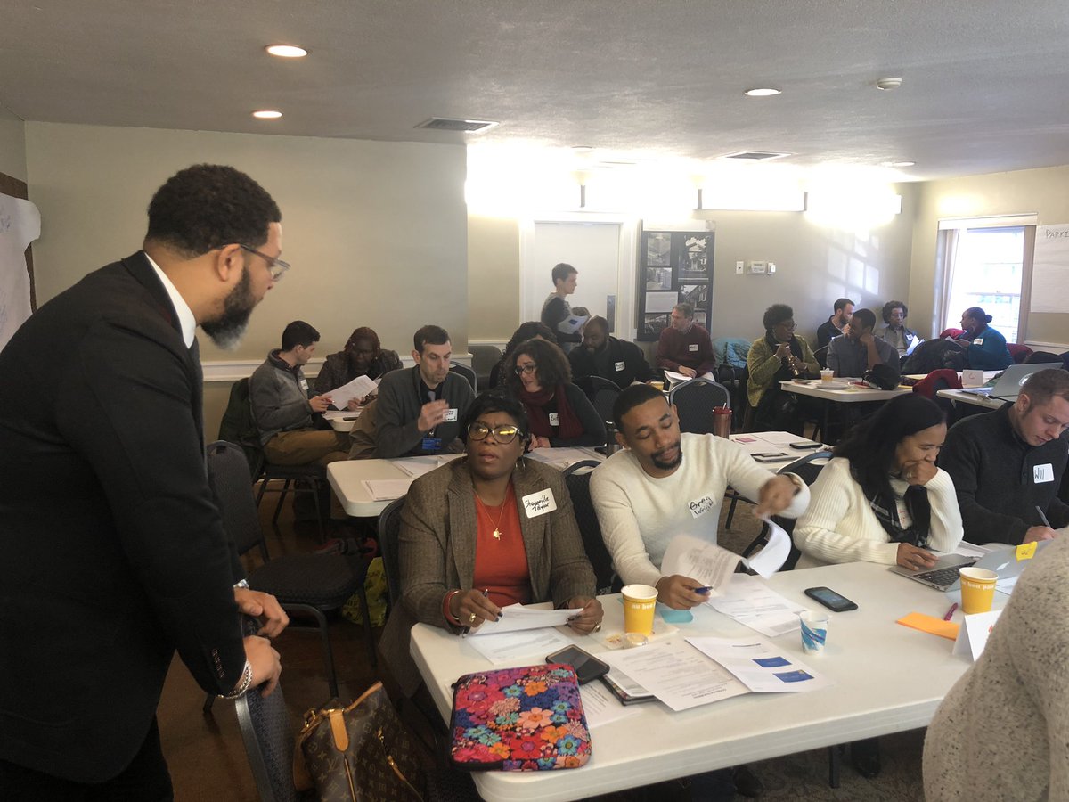 MisterA11's tweet photo. We @PhiladelphiaGov @PHL_MOE are leveraging the national @CommSchools definition of โFull-Service Community Schoolsโ to create empowered and thriving communities to support equitable educational and life outcomes for all Philadelphia students @PHLschools #CollectiveApproach https://t.co/qmzf5r0mCV