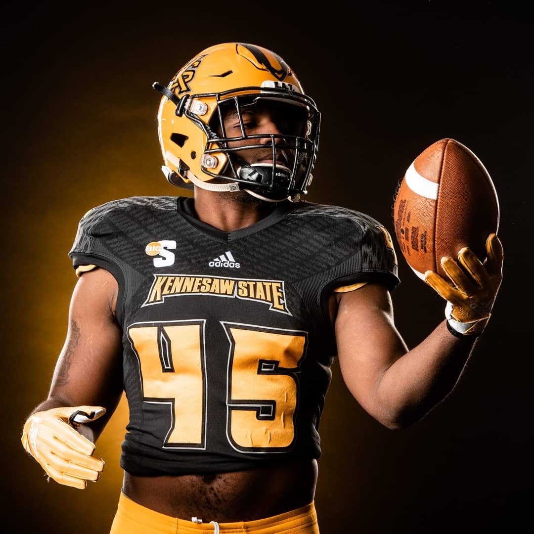 PDaniels_45's tweet photo. People dont understand me but ik why and who I do it for🦉🤟
@RecruitGeorgia @KSUEATzone @KSUOwlNation https://t.co/DPvOyZcwzv