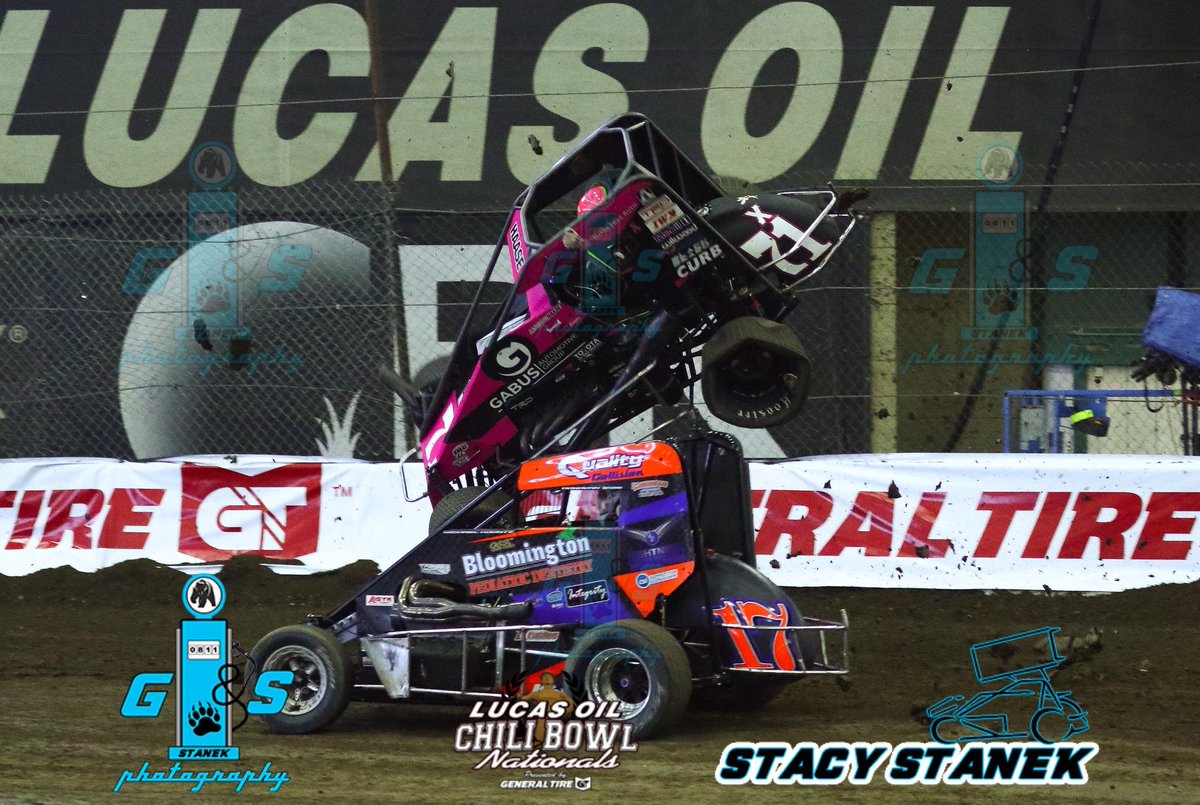 gabus_ford's tweet photo. Whoa! This flip marked the end of McKenna' Haase's Chili Bowl trophy quest. That's some airtime! You gotta admire her grit &amp; courage. She'll be back in the 71x car Feb 8 &amp; 9 in Ocala, FL. Our bet is she'll take with her what she learned and contend for a trophy.  #ChiliBowl2019 https://t.co/l1fr1QUKtY