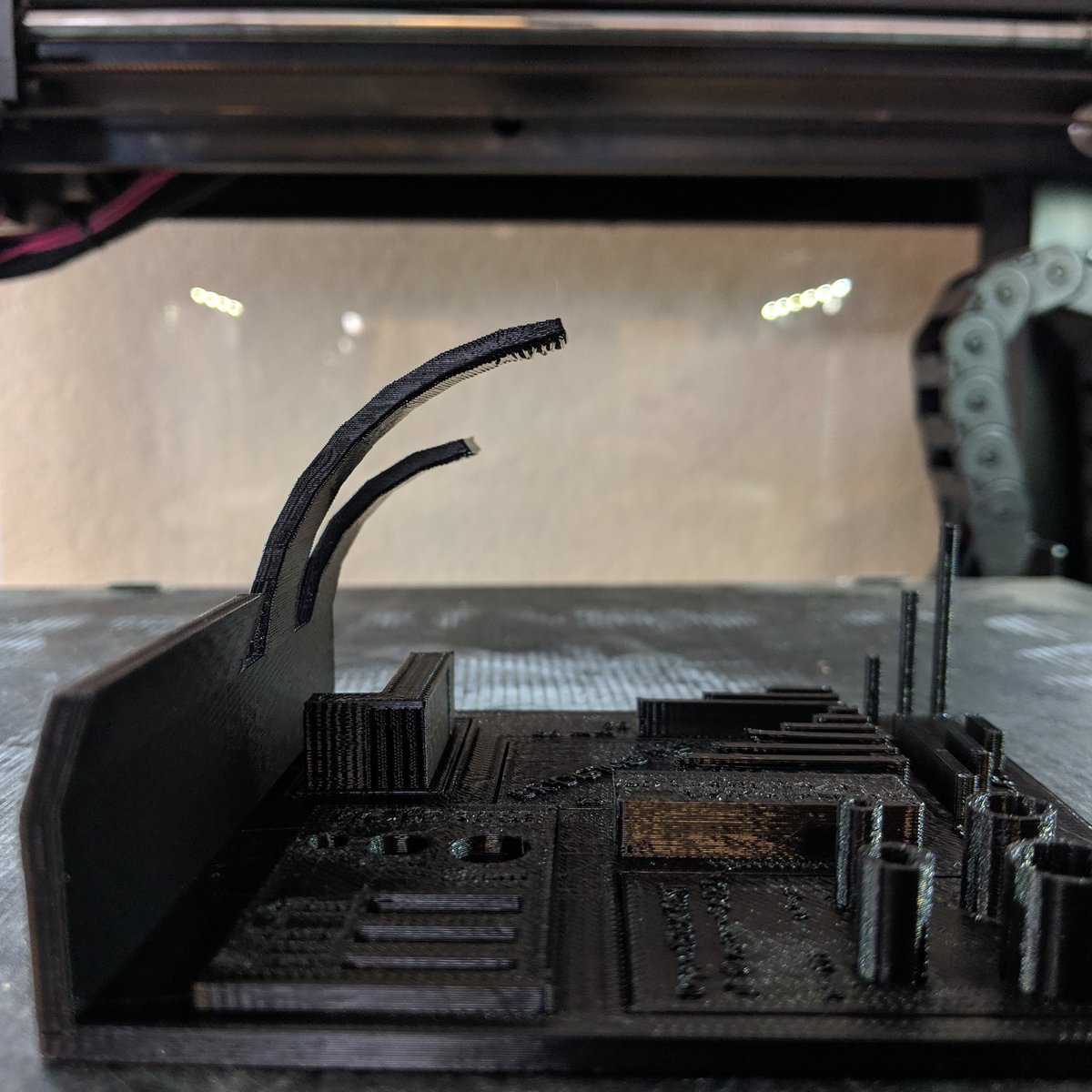 This is ABS. Specifically, our Workday ABS printed on a @raise3d N2 Plus. To say that we're thrilled with the overhang performance is an understatement!

3dfuel.com/collections/wo…

#3dprinting #3dprinter #3dprinted #making #abs #torturetest