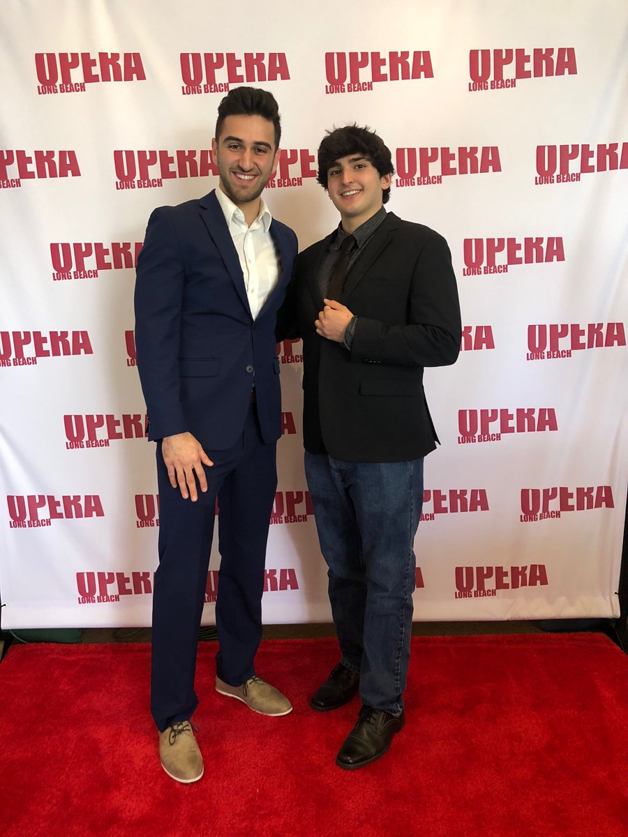 LongBeachOpera's tweet image. A big THANK YOU to @StepandRepeatLA for our beautiful new banner! It was such a hit! If you took pictures with our repeated logo backdrop, be sure to tag us! #stepandrepeatla #stepandrepeatbanner #longbeachopera #longbeach #Opera #theblackcat #EdgarAllanPoe #bach #bachcantata #lb