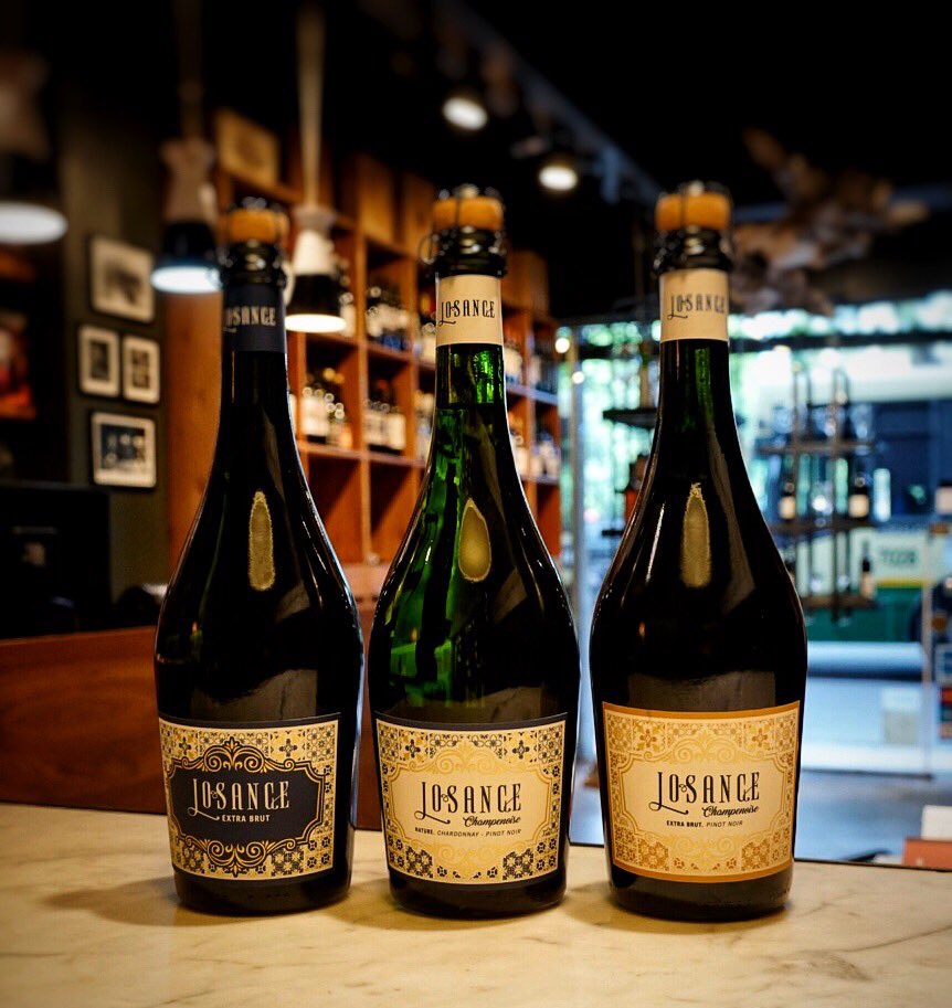 SoilWinesBA's tweet photo. Los nuevo de los Hermanos Sance: @losanceespumantes. ¡Máxima calidad en burbujas!
#SoilWines #LoSance #Espumante #Champenoise #Extrabrut #Nature #Chardonnay #PinotNoir #VinoEspumoso #Mendoza https://t.co/q3telhyCzz