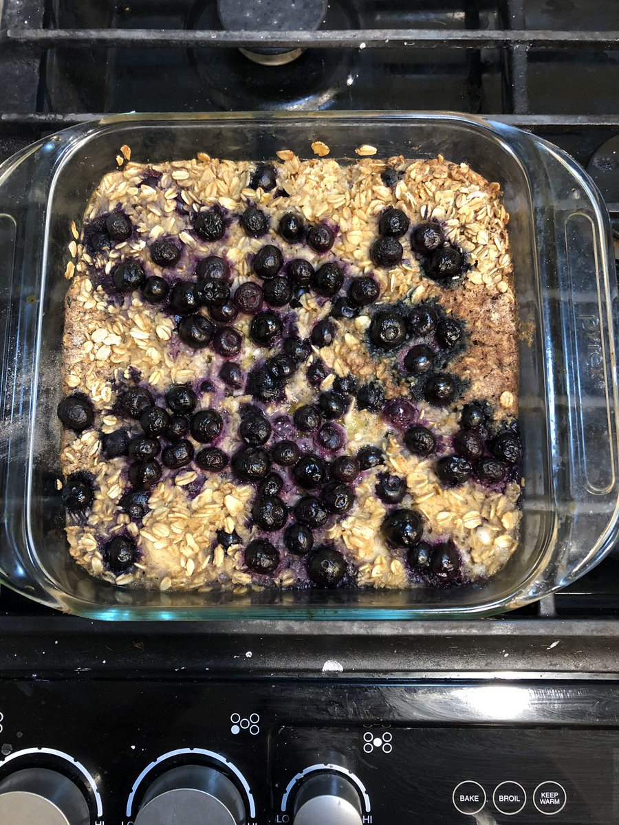 MADarlington's tweet image. Breakfast for the week: Baked Oatmeal with Blueberries.
#COOK90
#HELLO2019
#Homecooking
#LongBeachHomeCooking
#MichelleDarlington
#longbeach
#california
#DarlingtonImages