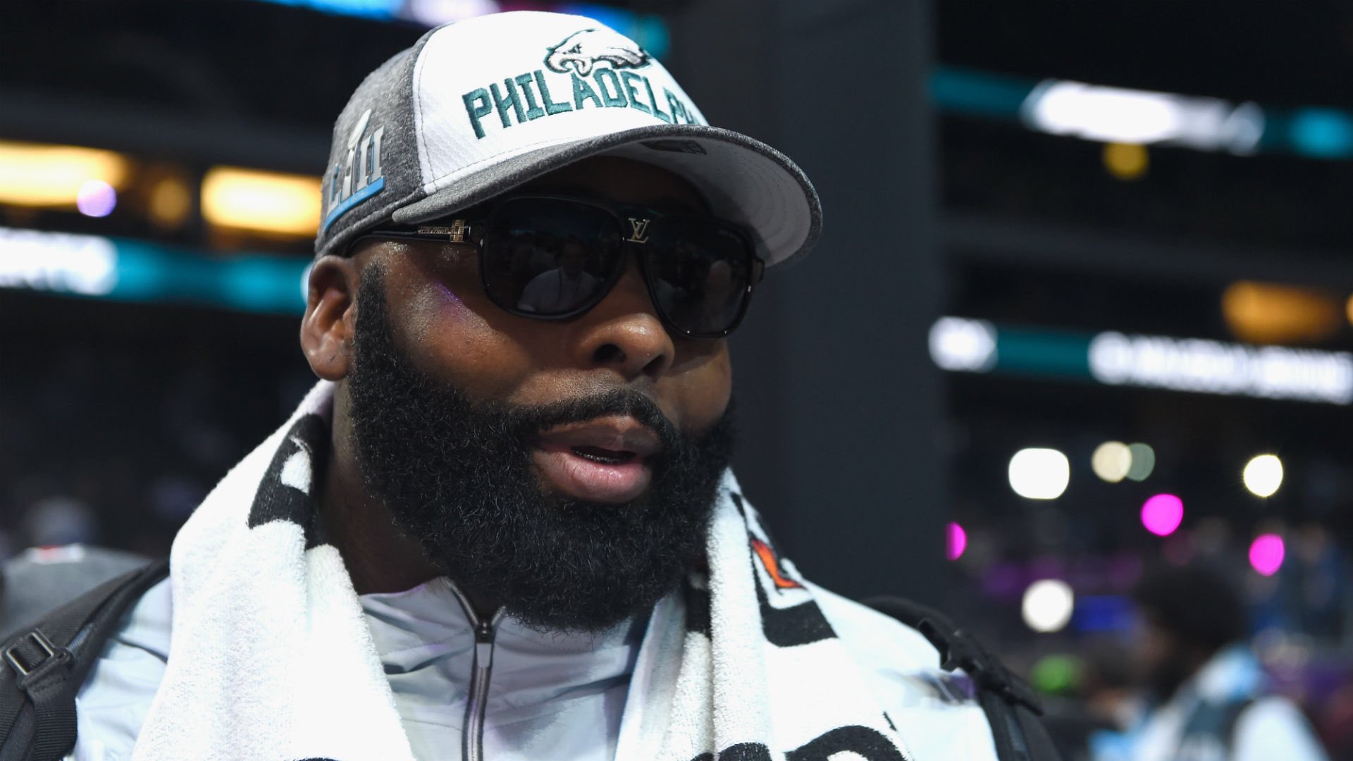 Happy Birthday to the 9x Pro Bowler & future Hall of Famer Jason Peters aka The Bodyguard !! 