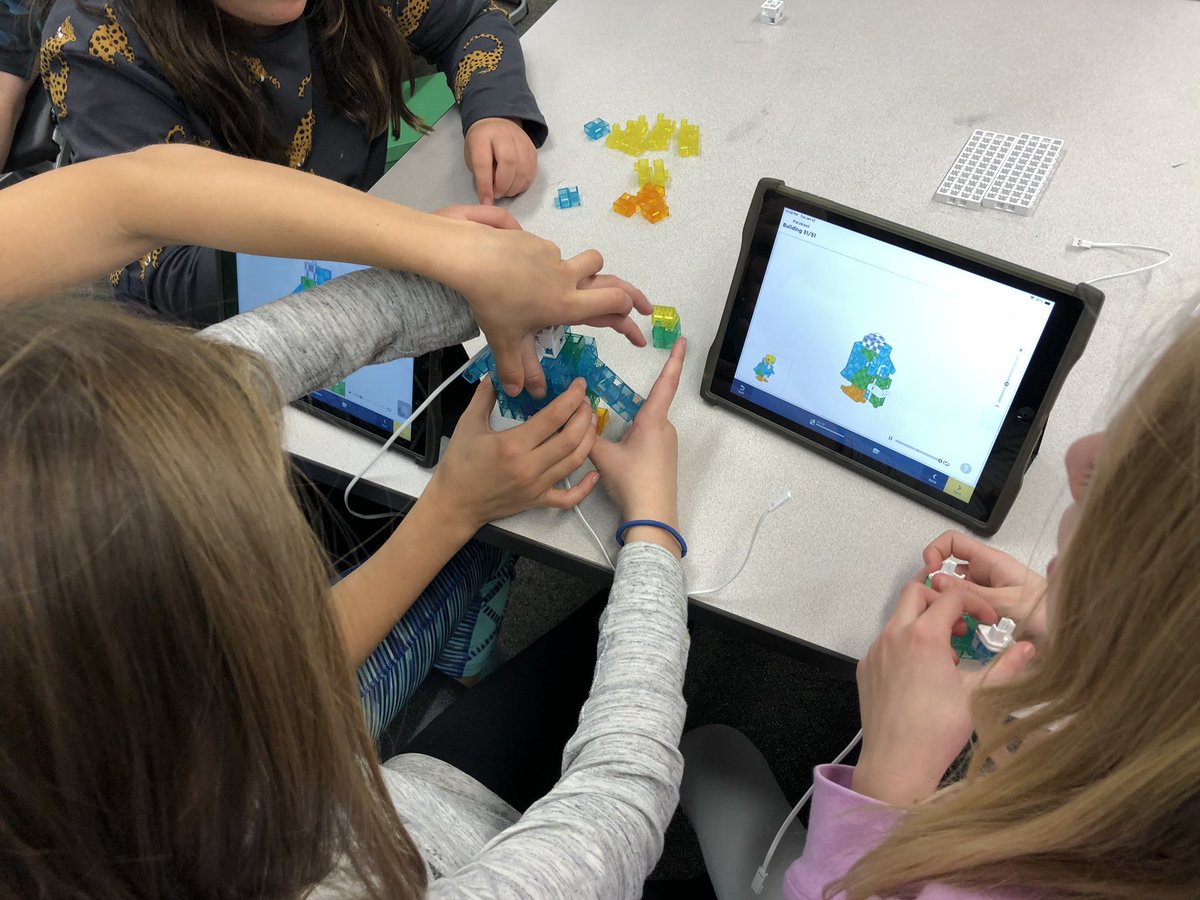 atarquin tweet media