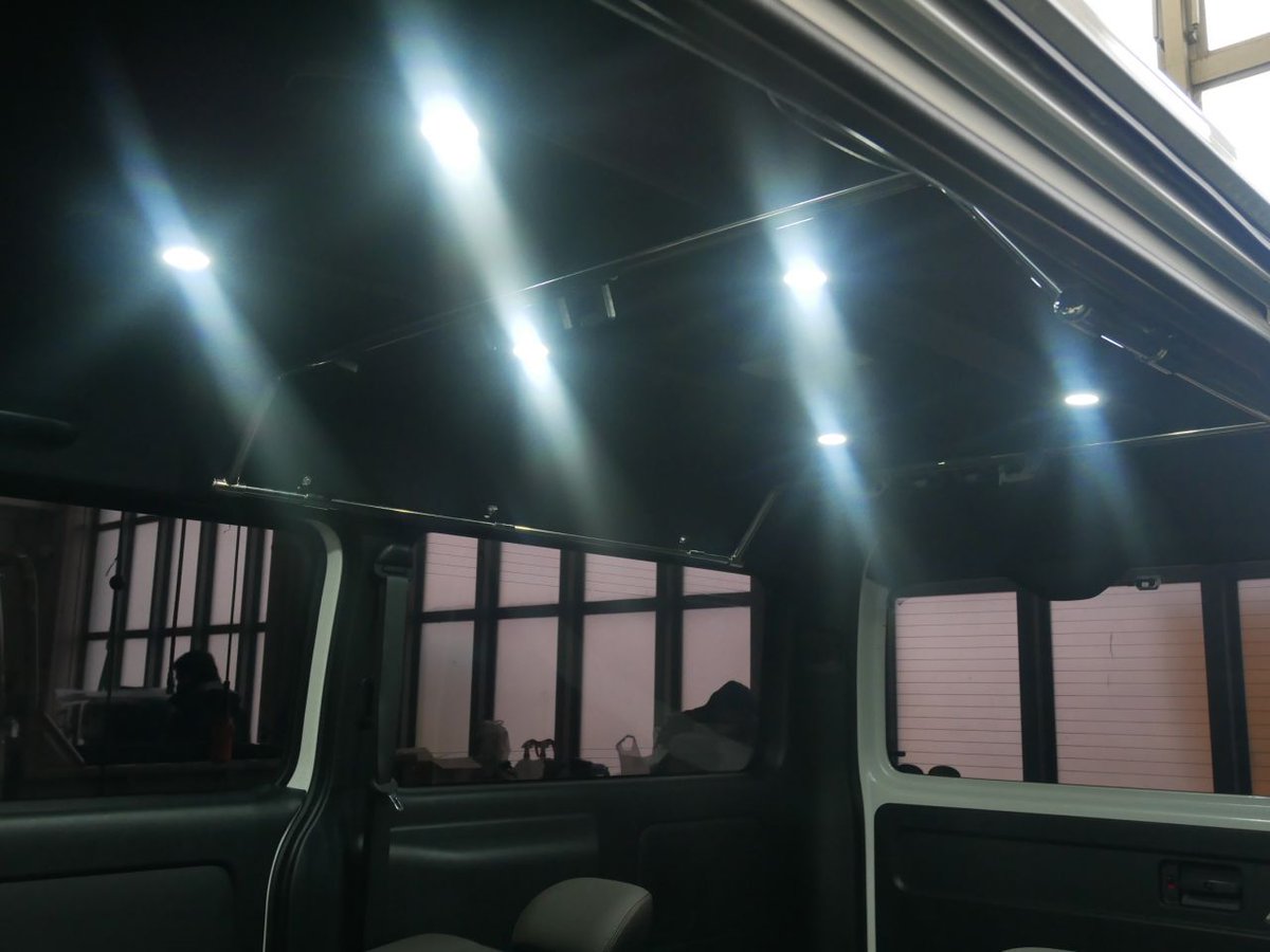 ハイエース専門店flexdream仙台東 豪華な内装追加カスタムのご紹介 Ledダウンライトに釣り好きには必須な オグショー さんの ロッドホルダー ナビ はアルパインさんのビッグxに12 8フリップダウンモニター そして取付準備中ですがハーツさんの ハイエース専門店flexdream仙台東 豪華な内装追加カスタムのご紹介 Ledダウンライトに釣り好きには必須な オグショー さんの ロッドホルダー ナビ はアルパインさんのビッグxに12 8フリップダウンモニター そして取付準備中ですがハーツさんの