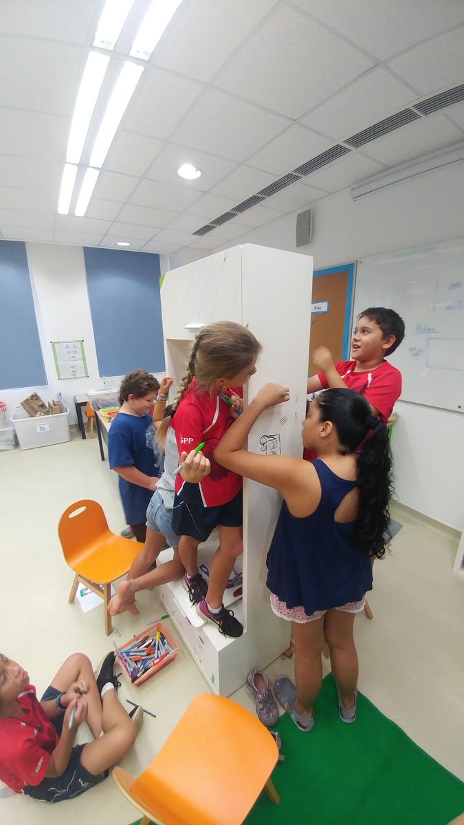 Mr_Seth1's tweet photo. @ISPPCambodia students working together to decorate our new Makerspace with sharpie graffiti! https://t.co/U8ZxzUIZki