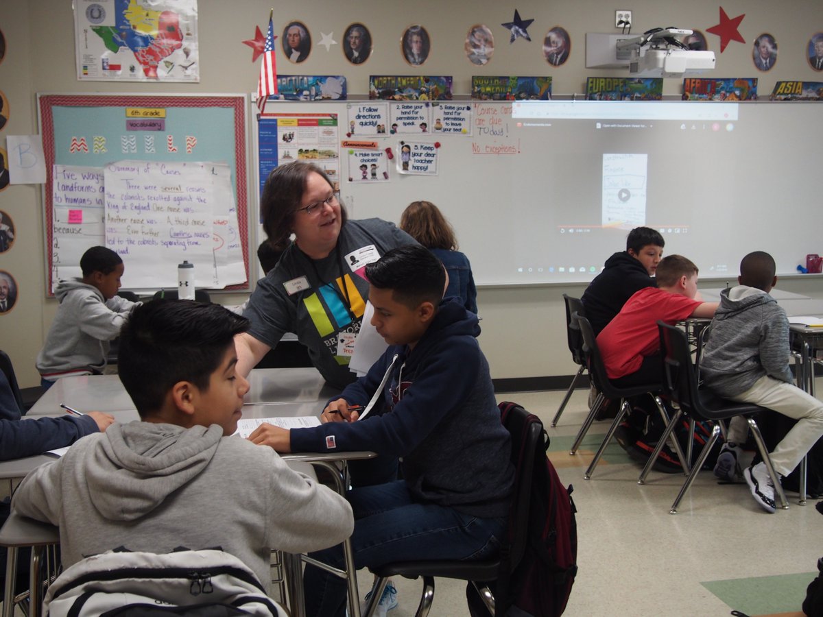 manvelmcconnell's tweet photo. Thank you @ManvelLibrary for speaking to our students for College and Career Day!  #MJHCCD19 @ManvelJH https://t.co/ie2XAc0Qja