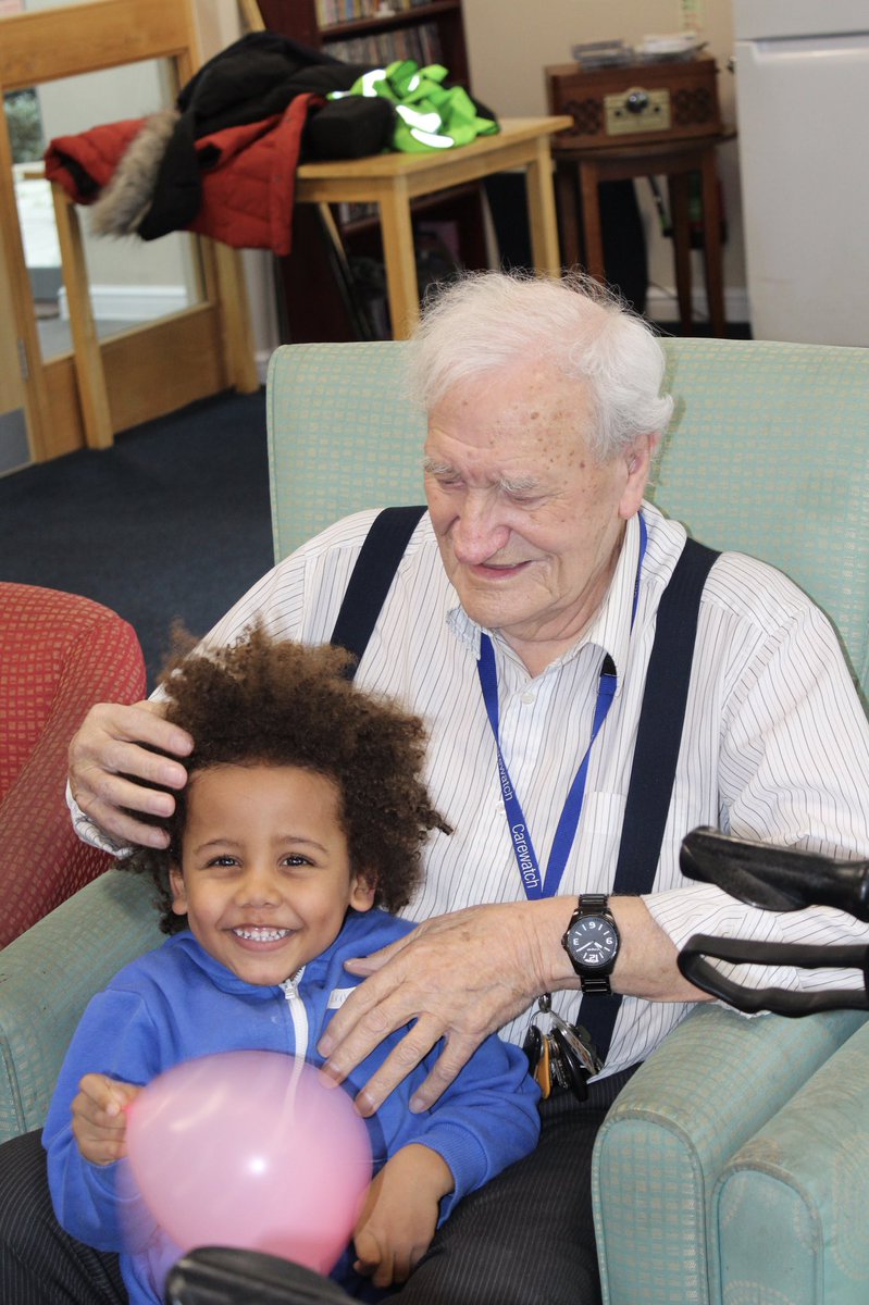 I was sent this photo today to show the work we are doing in <a href="/Royal_Greenwich/">Royal Borough of Greenwich</a> as part of our social mobility strategy - bringing together care home residents &amp; nursery children to improve physical &amp; mental wellbeing. This is when Harry met Burt ❤️