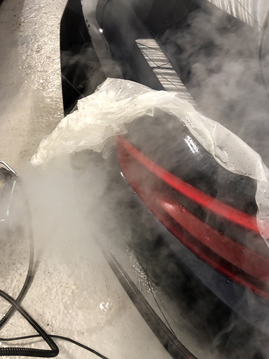 carstorageGB's tweet image. Good investment, no bodyshop required &amp;amp; original paintwork preserved. After car park ding we’re just replacing #paintprotectionfilm on this #porsche #991gts 👍 #carstorage #cartransport #cardetailing #ppf #carcare #stratforduponavon #warwickshire #midlands #everycarasifourown