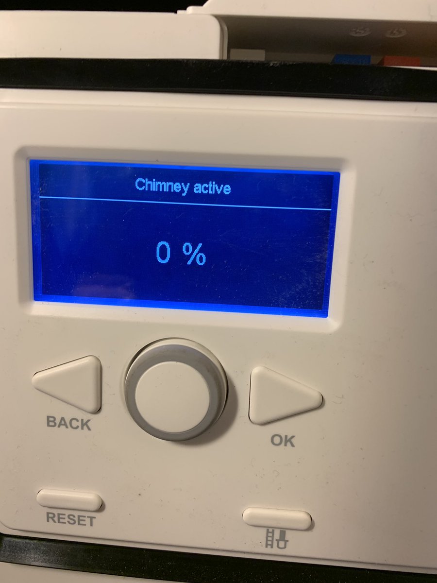 EddieGasman's tweet photo. Mon Tuesday ... new economisers , prefer the older controls, but hey hopefully it’s an improvement https://t.co/zyAyrsJ3t5