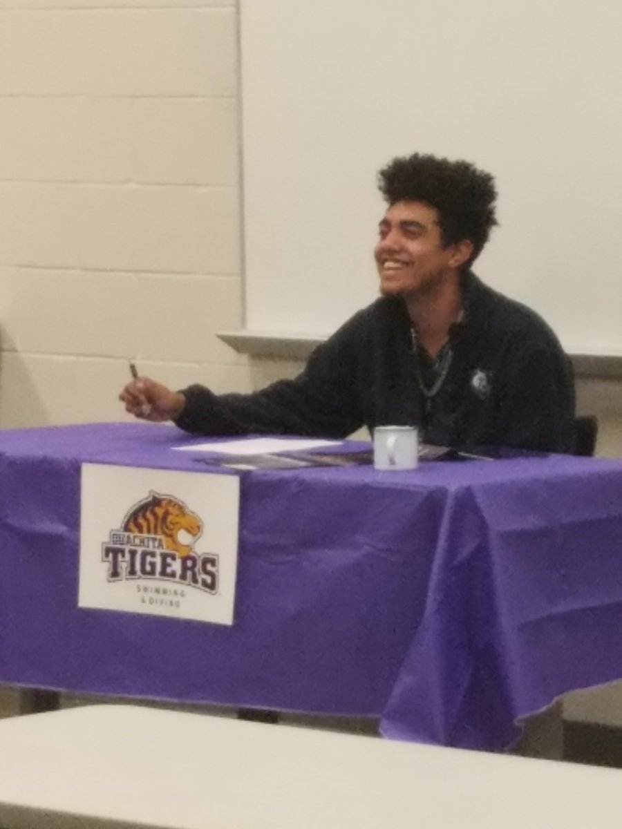 Congratulations Maurice on being the first Grizzly swimmer to sign with a  college. Ouachita is getting a good one!