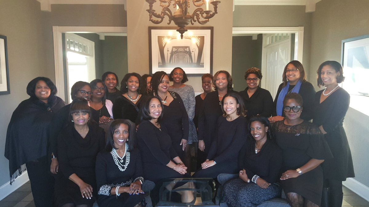 ChattMoms's tweet photo. Greater Chattanooga Moms remember our founders and celebrate Founder's Day.  @jackandjill_SER  @JackandJillInc 

#JJ1938 https://t.co/ZEztVbgURA