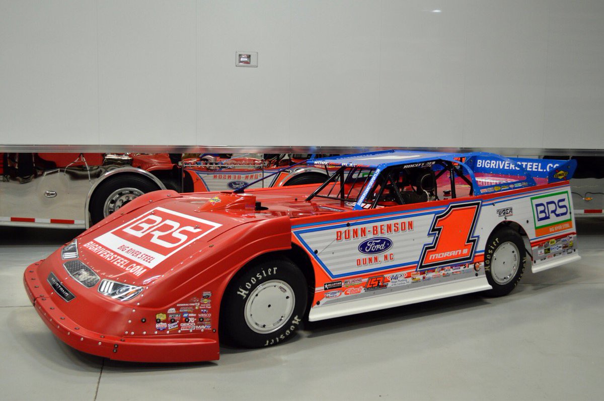 theorangefatkat's tweet photo. Here’s the 2018 Dunn Benson dirt late model. It was an honor working with @wmc5050 and @devinmoran99 on it. https://t.co/psaVMU4VFM