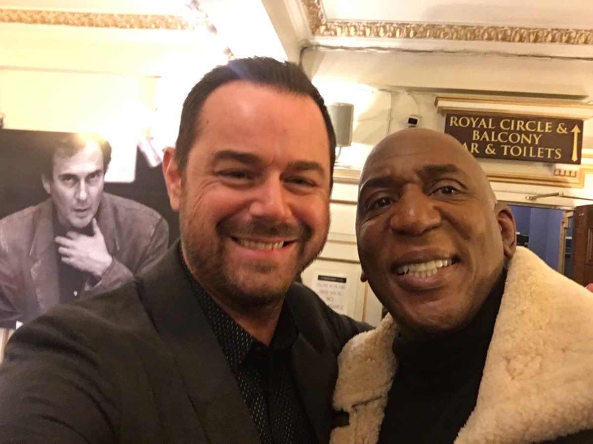 colinmcfarlane's tweet photo. Catching up on #NTAs2019 &amp; pleased to c ⁦⁦@MrDDyer⁩ who I directed when he was just 17 give a big emotional shout out2 Harold Pinter in pic behind us! We r in #Pinter5 &amp; ⁦#Pinter7 at ⁦@HPinterTheatre⁩ Come &amp; c us in the magical ⁦@JamieLloydCo⁩ season👊🏽😀 https://t.co/FMycEmLrzo