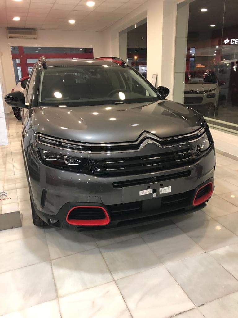 CitroenChiclana's tweet photo. Ya está en nuestras instalaciones el C5 Aircross tan esperado. No dudes en pasar por nuestras instalaciones y conocerlo.
#AutosColchon #CitroenChiclana #C5Aircross #Confort #SUV #CitroenAdvancedComfort #ComfortClassSUV https://t.co/sZBR0oDJgW