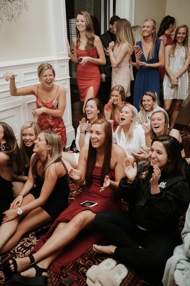 PhiMuUGA's tweet photo. 4 days away from formal means 4 days away from our favorite sophomore freshmen tradition #presentationsherewecome #youknowwhatthatmeans !!!! https://t.co/6Al7XVayCJ