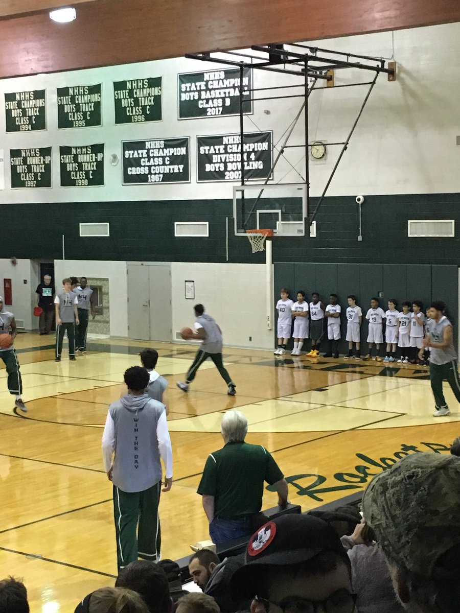 MrBarrNHHS's tweet photo. Junior hoops got to lead our varsity Rockets out onto the court tonight. Neat idea, cool moment! #rocket_pride https://t.co/kPXFW2fUEY
