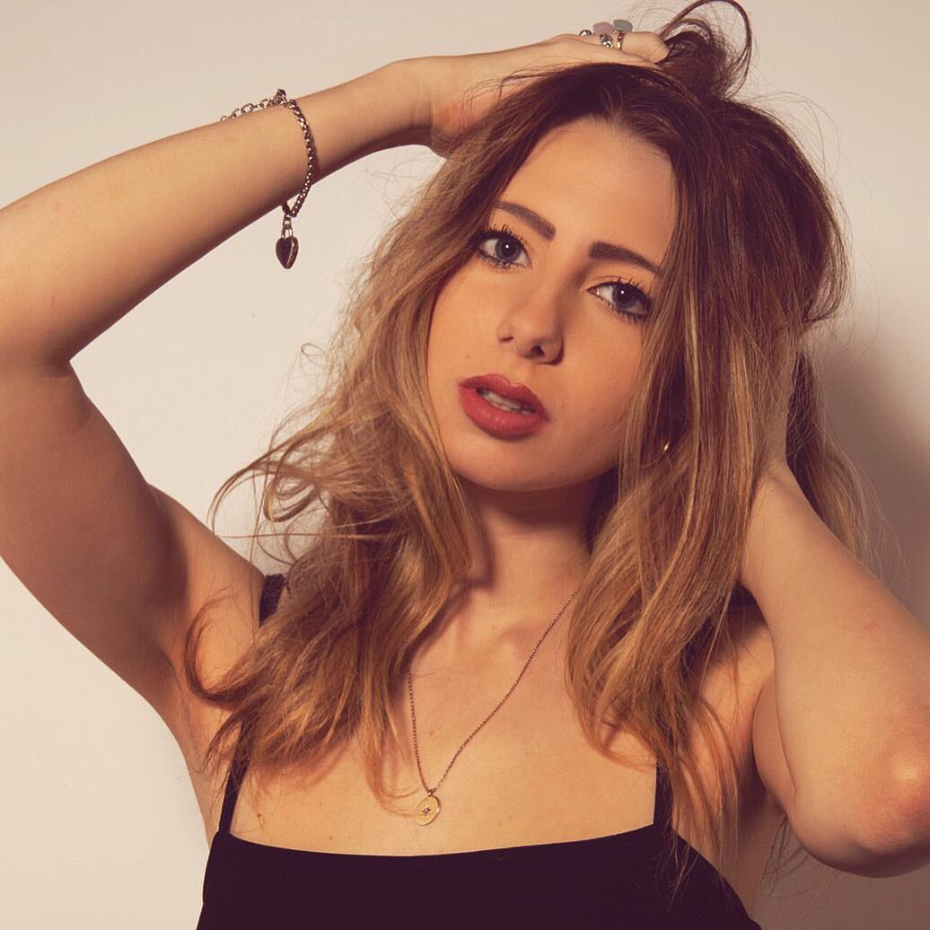 Loving working the in studio, can’t wait till I get to do this everyday! 🧡