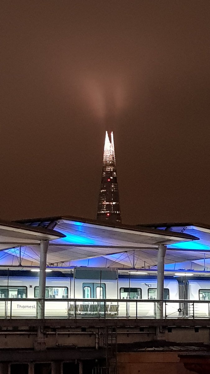 GrahamHS's tweet image. Late walk home