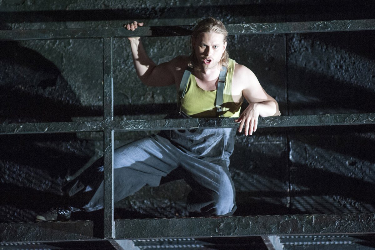 lizziebowgirl's tweet photo. .@JohnChest will make his @SFOPera debut as #BillyBudd September 7-22, 2019!! When he debuted this role in 2014 @deutsche_oper, @placedelopera remarked,"The triumph of the evening -and it was a triumph - came to be in the name of @johnchest. What a Billy!" https://t.co/vsKnQiAjwA https://t.co/MYhfOahIqW