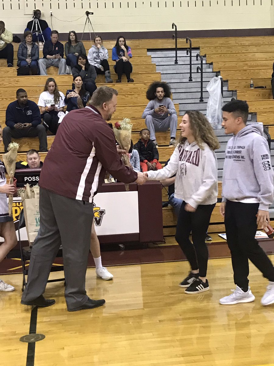 SVHSPrin_Dad's tweet photo. Winter Sports Senior Night @SunValleyHS_NC https://t.co/3feHBiqK6R