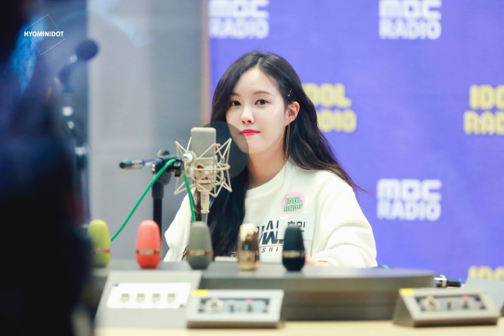 hyominidot's tweet image. 190121 아이돌라디오 직찍!!
이날은 모든것이 완벽했다👏🏻👏🏻늘~그렇지많ㅋㅋㅋ@b89530 
#효민 #hyomin #으음으음 #UUMUUM
#아이돌라디오