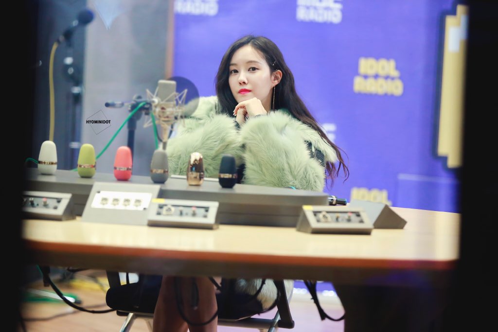 hyominidot's tweet image. 190121 아이돌라디오 직찍!!
이날은 모든것이 완벽했다👏🏻👏🏻늘~그렇지많ㅋㅋㅋ@b89530 
#효민 #hyomin #으음으음 #UUMUUM
#아이돌라디오