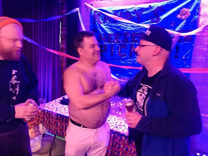 Wesley Wes (@illbedamnitswes) on Twitter photo Real meets real! Good times tonight in Knoxville! Funny af comedy show then a meet x greet afterward <a href="/PatRoachRandy/">Patrick Roach</a> @ @OpenChordMusic
Glad we all got to hang & safe travels on to Chattanooga and rest of the tour! #Greasy #MansGottaEat <a href="/LeoPresents/">Leo Presents</a> Real meets real! Good times tonight in Knoxville! Funny af comedy show then a meet x greet afterward <a href="/PatRoachRandy/">Patrick Roach</a> @ @OpenChordMusic
Glad we all got to hang & safe travels on to Chattanooga and rest of the tour! #Greasy #MansGottaEat <a href="/LeoPresents/">Leo Presents</a>