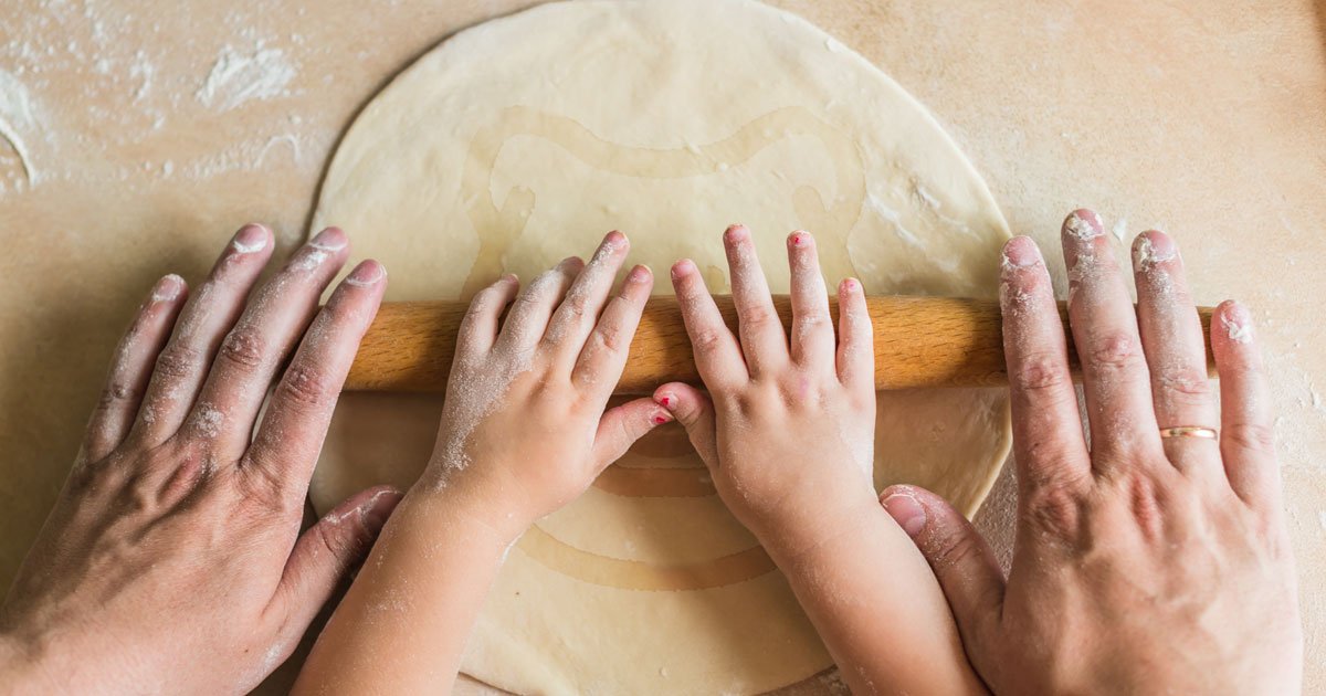 ourtechden_FR's tweet photo. Et pourquoi pas créer des moments privilégiés en famille en préparant votre tarte préférée ? 🥧 https://t.co/Ig2MhLTamR