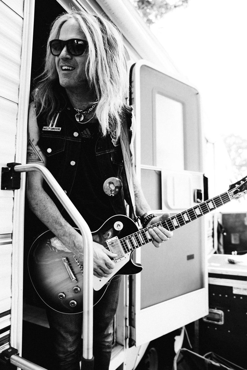 Legend has it @douglas_aldrich was born with a guitar in his hands...
