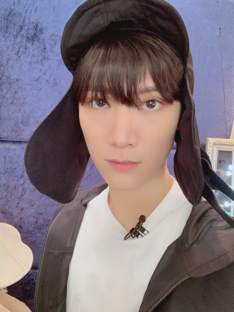 DIX0227's tweet photo. NO ONE IS CUTER THAN TEN！😭😭😭😭😭😭#TEN #텐 https://t.co/kgYyRbq344