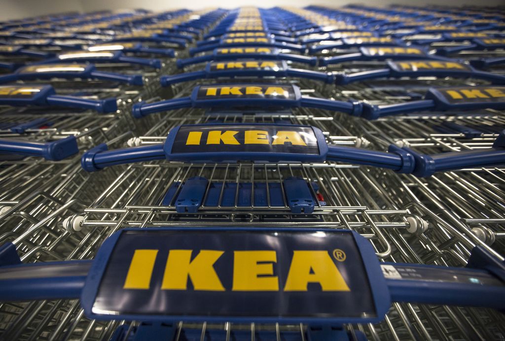 mehganheaneygri's tweet photo. BOOM! Drop the mic. "Ikea Will Ban All Single-Use Plastic Items From Its Stores And Restaurants By 2020" https://t.co/VWdIUppTae #plasticpollution #plasticfree #noexcuseforsingleuse #plasticsucks #stopsucking #plasticban #skipthestraw #refuse #ReduceReuseRefuse #saveocean https://t.co/XiiZkgqP3L